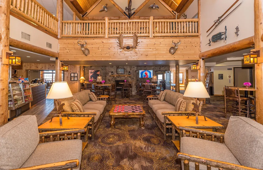 Grand Ely Lodge-1